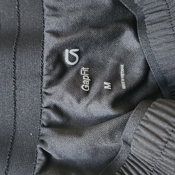 Gap shorts - Picture 2 of 3